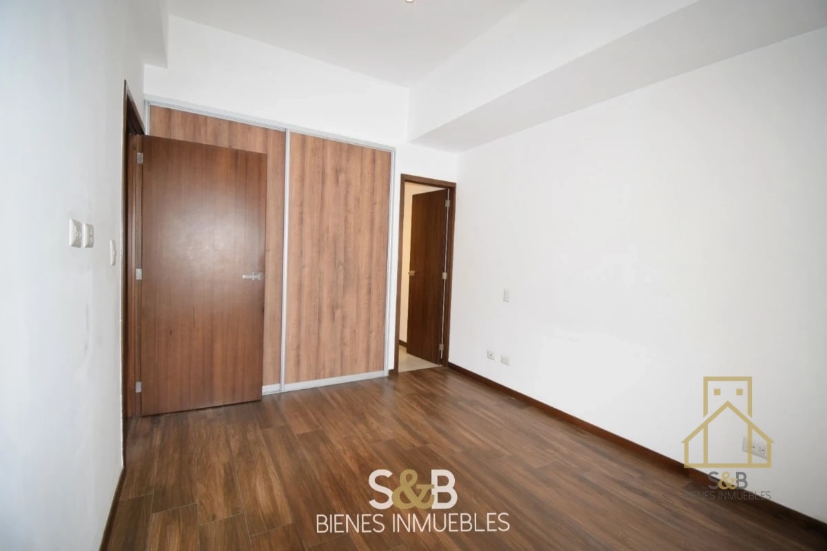 Apartamento con terraza en zona 10 - 5