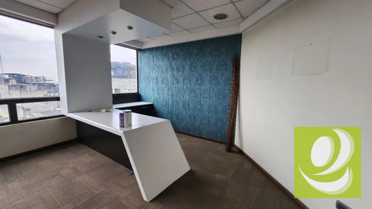 Edificio comercial en Venta San Cristobal Mixco — Edificio en Venta en Zona 8 Mixco, Guatemala, Ciudad — foto 1 de 6