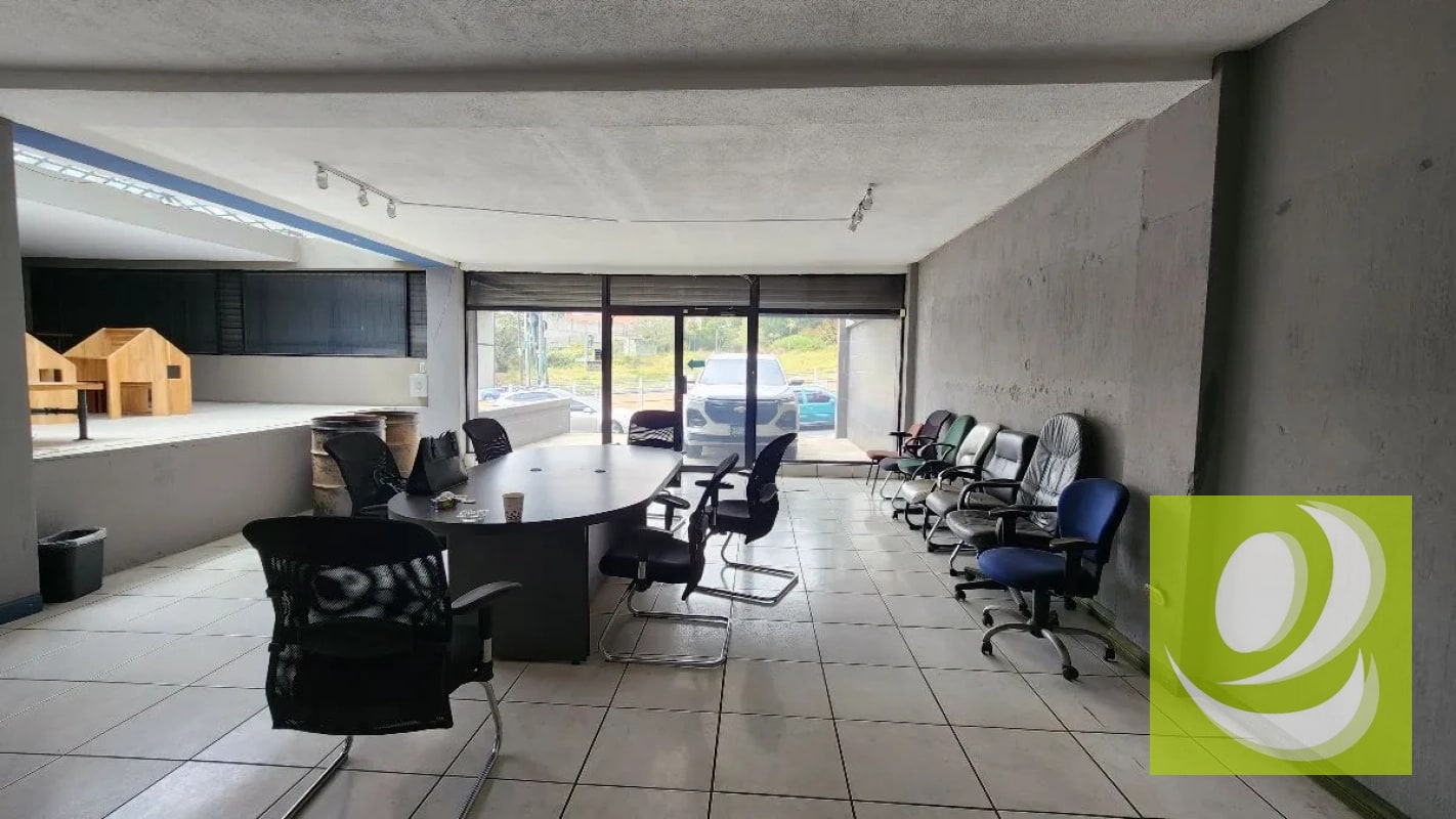 Edificio comercial en Venta San Cristobal Mixco - 2