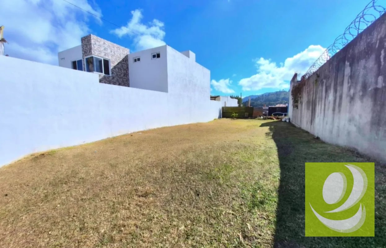 Terreno en Venta en Zona 16, Ciudad de Guatemala - 1