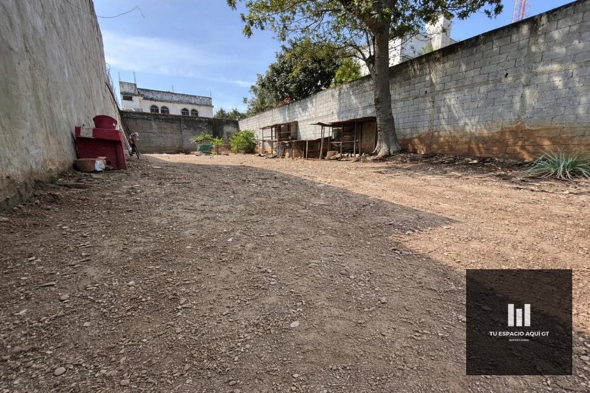 Hermoso Terreno  en Venta en Bosques de San Nicolas Mixco Zona 4 - 3