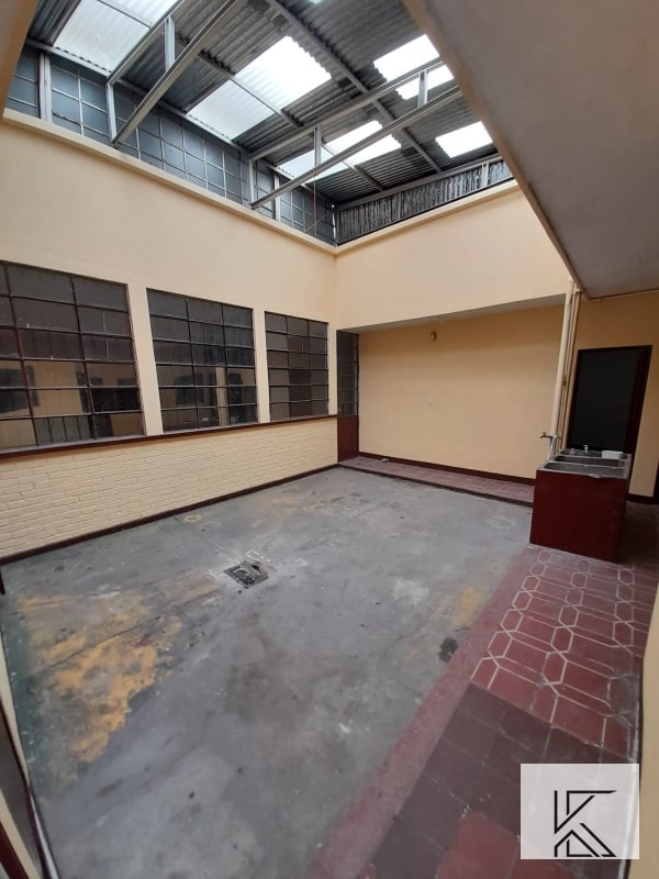 Casa en venta sobre la bolivar en zona 8 - 7