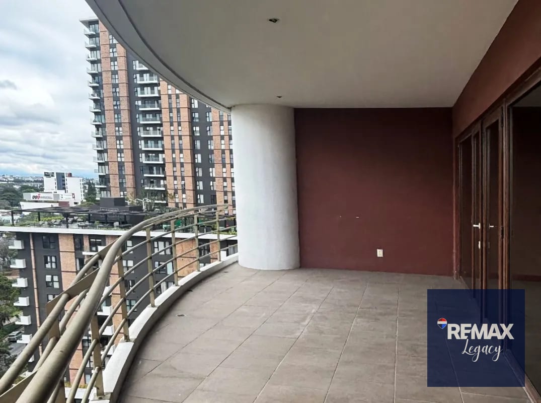 Apartamento Venta | Tadeus | zona 14 - Image 3