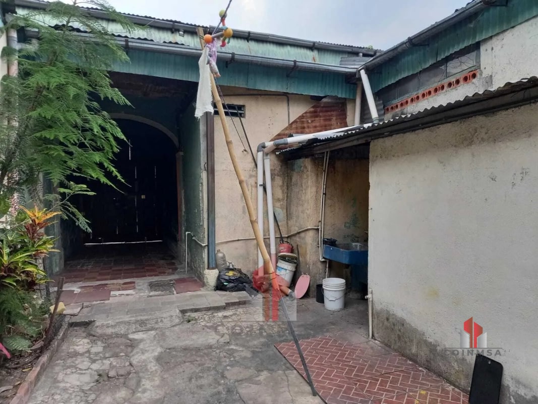 Casa en Venta para remodelar o remozar zona 1 / Centro Histórico - 7