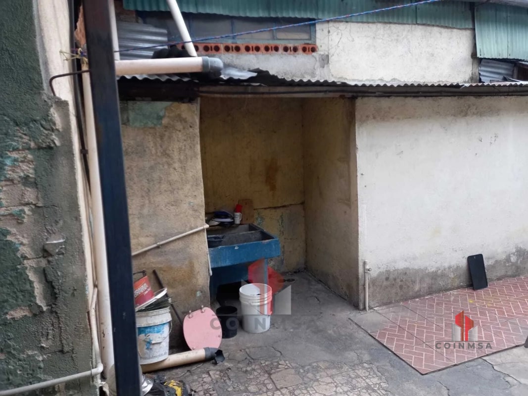 Casa en Venta para remodelar o remozar zona 1 / Centro Histórico - 3