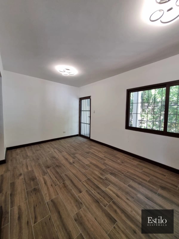 HERMOSA CASA PARA OFICINA O CLINICA - 7