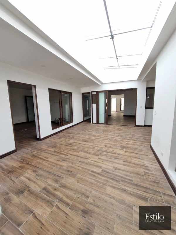HERMOSA CASA PARA OFICINA O CLINICA - 6