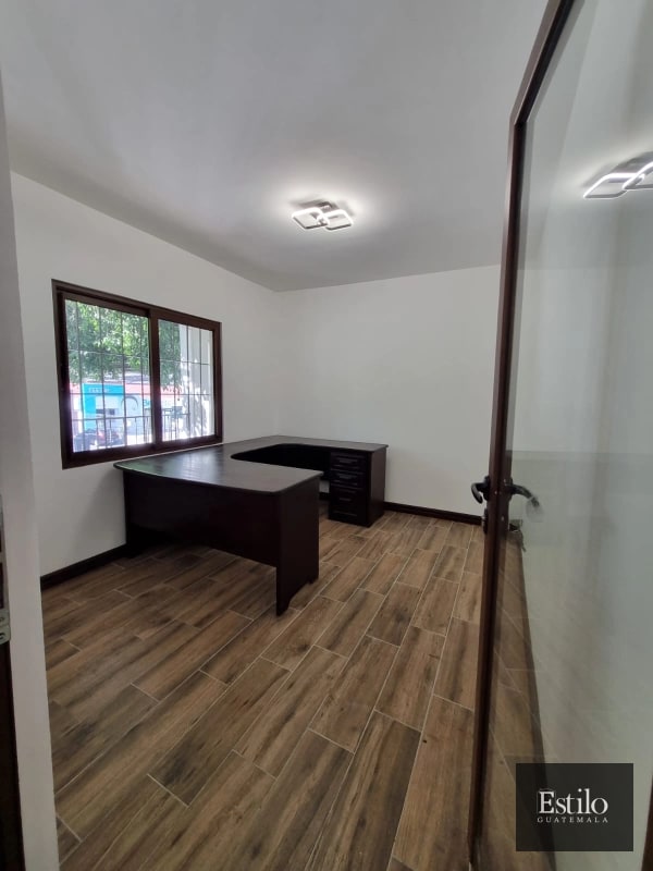 HERMOSA CASA PARA OFICINA O CLINICA - 5