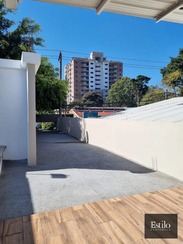 HERMOSA CASA PARA OFICINA O CLINICA - 3