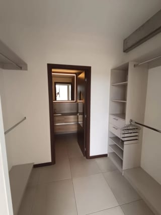 Centrico Apartamento en Venta/Renta Mira zona 10 — Apartamento en Venta en Mira, Zona 10, Guatemala, Ciudad — miniatura 10 de 13