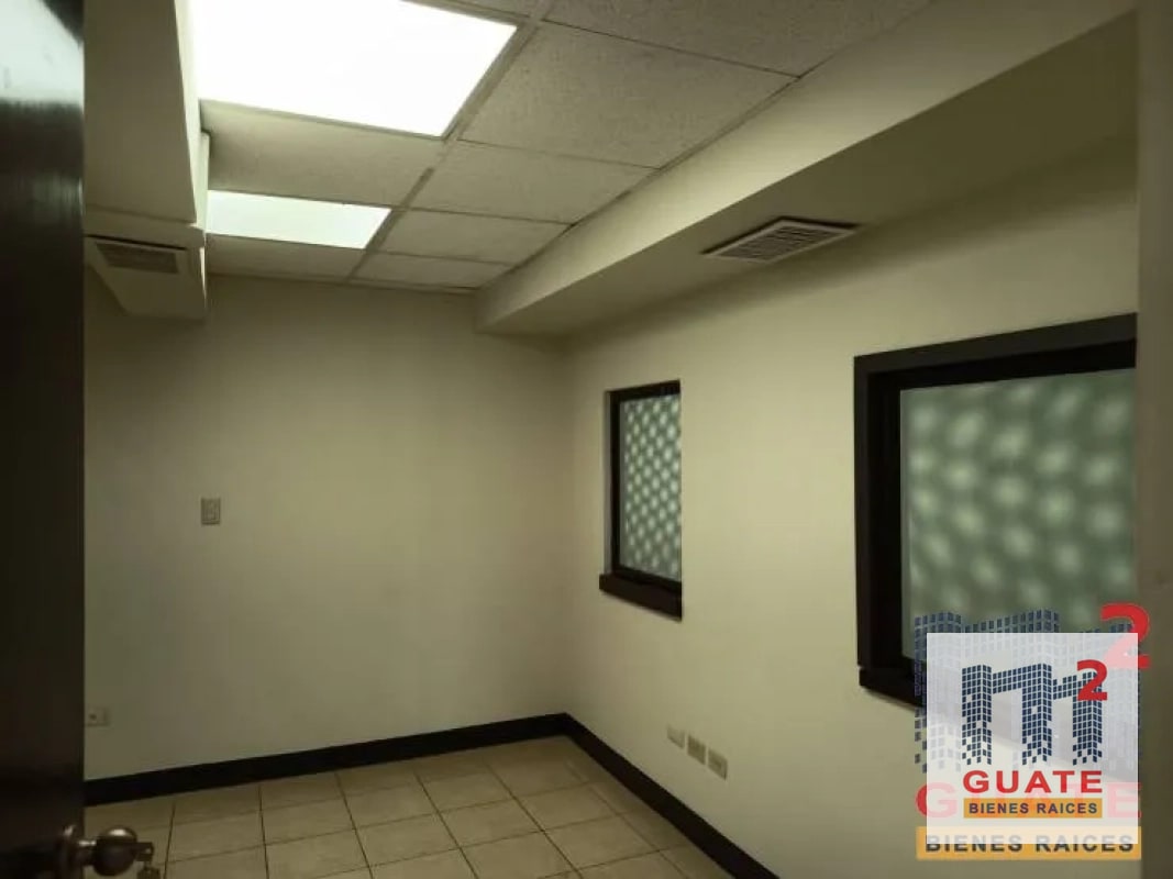 Oficina en Renta, Zona 09 - 11
