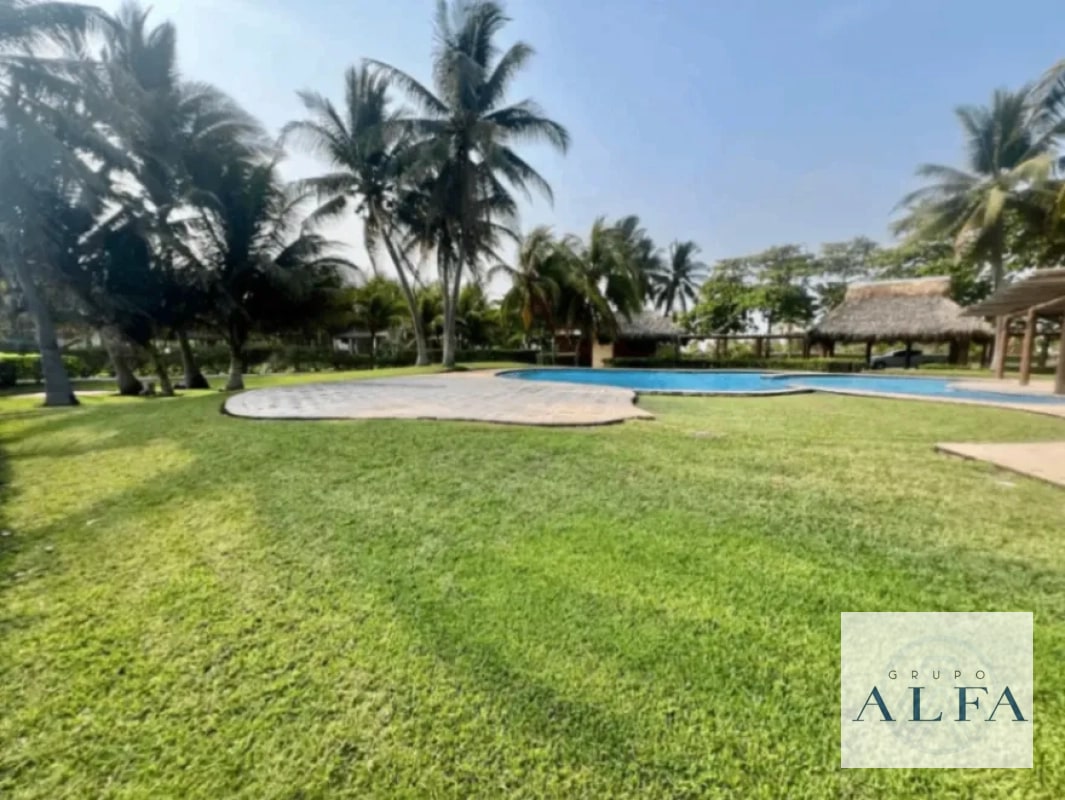 TERRENO 2,000 VARAS EN VENTA PALMERAS DE MONTERRICO - 7