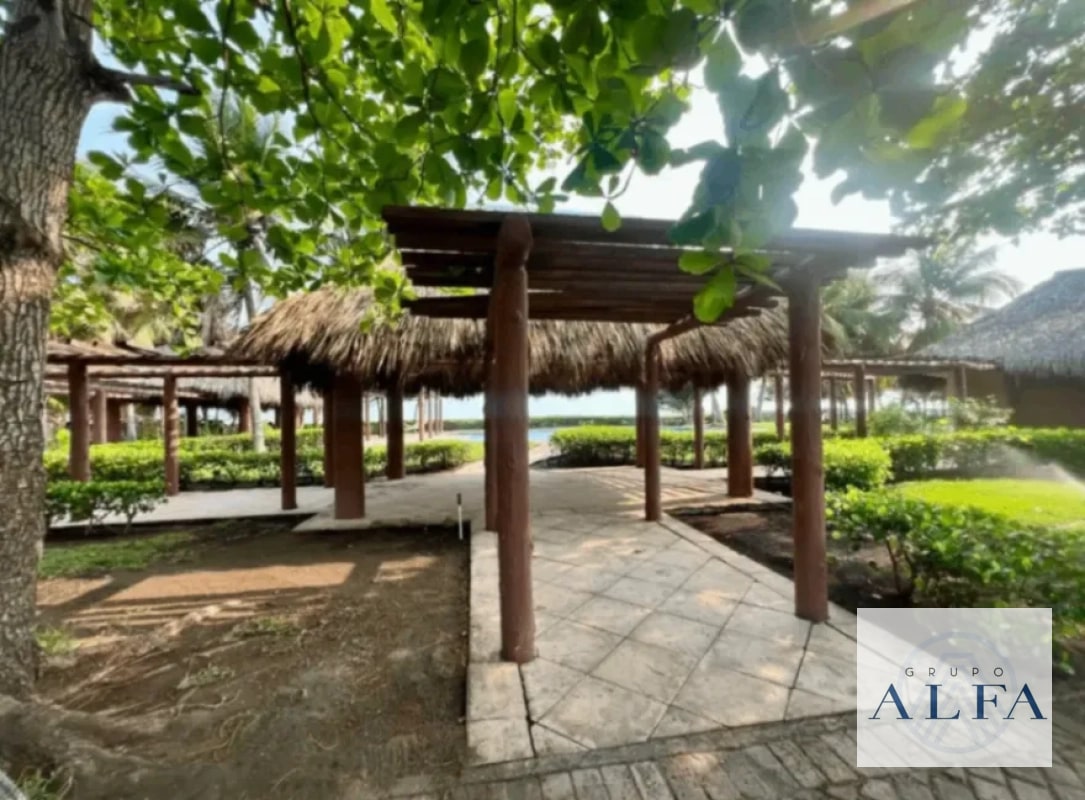 TERRENO 2,000 VARAS EN VENTA PALMERAS DE MONTERRICO - 6