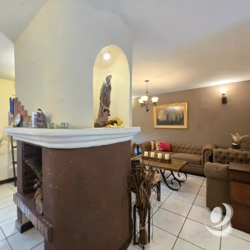 Casa en Venta Las Hojarascas Zona 1 de Mixco, Guatemala - 11