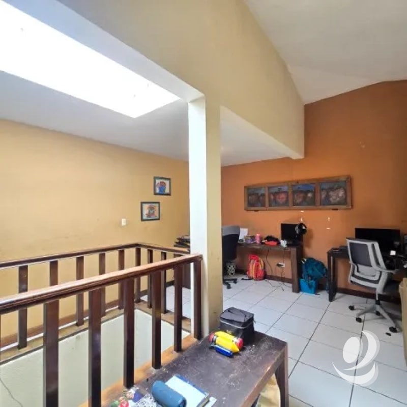 Casa en Venta Las Hojarascas Zona 1 de Mixco, Guatemala - 8
