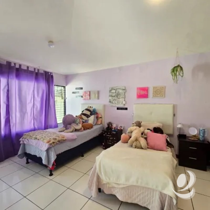Casa en Venta Las Hojarascas Zona 1 de Mixco, Guatemala - 3