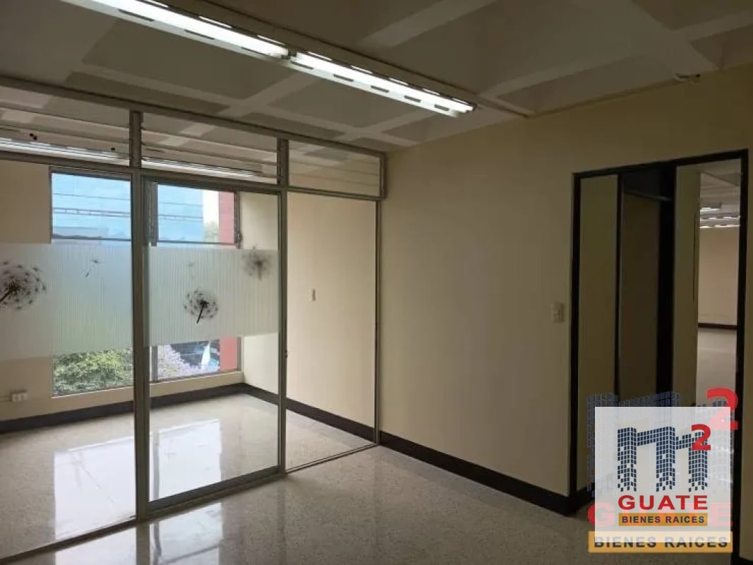 Oficina en Renta, Zona 09 - 3