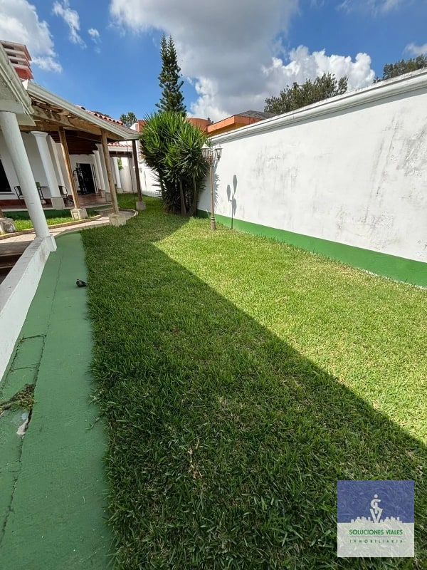 ZONA 16, CASA EN VENTA DE UN NIVEL - 1
