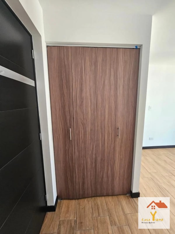 Apartamento en alquiler zona 12 Santa Lisa - 7