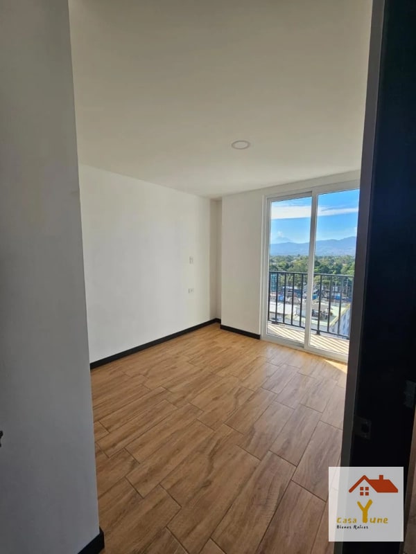 Apartamento en alquiler zona 12 Santa Lisa - 4