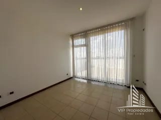 Zona 15, amplio apartamento en venta — Apartamento en Venta en El Robledal, Zona 15, Guatemala, Ciudad — miniatura 5 de 10
