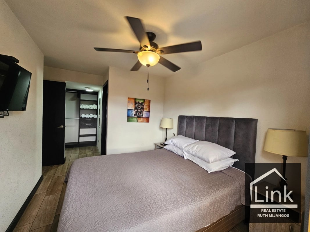 VENTA DE APARTAMENTO ZONA 11 - 8