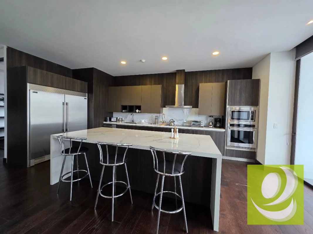 Vendo Apartamento con Terraza en zona 14 - 1