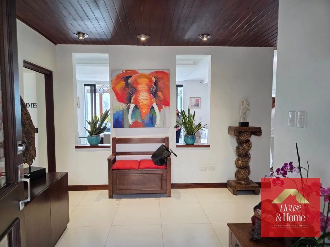 Casa en venta zona 15  con piscina - 15