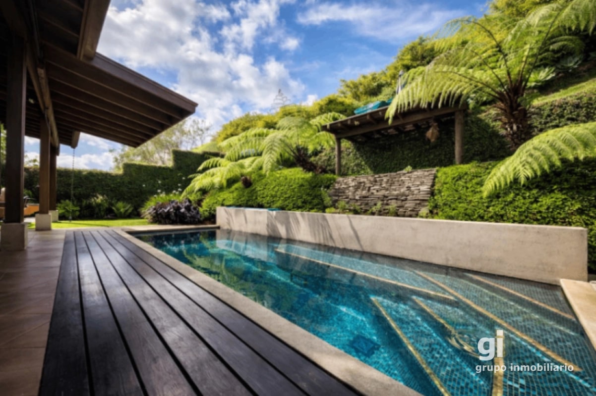 Casa con piscina en venta en Fraijanes - 12