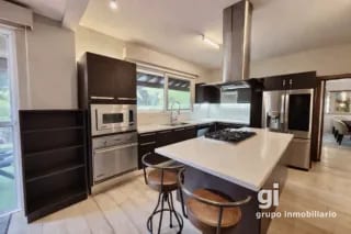 Casa con piscina en venta en Fraijanes — Casa en Venta en Carretera a El Salvador, Guatemala, Ciudad — miniatura 10 de 14