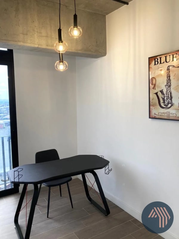ALQUILER DE CÉNTRICO APARTAMENTO AMUEBLADO - GRANAT, ZONA 4 - 1