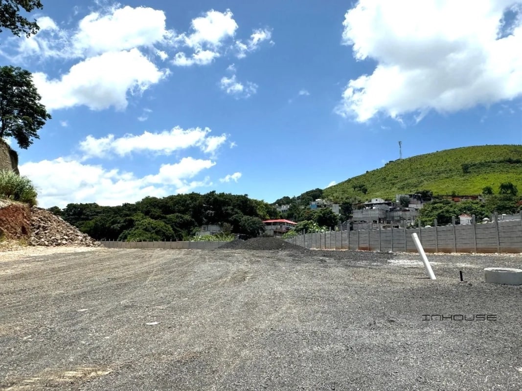 TERRENO EN RENTA SOBRE CARRETERA AL ATLANTICO KM. 12.5 - 8
