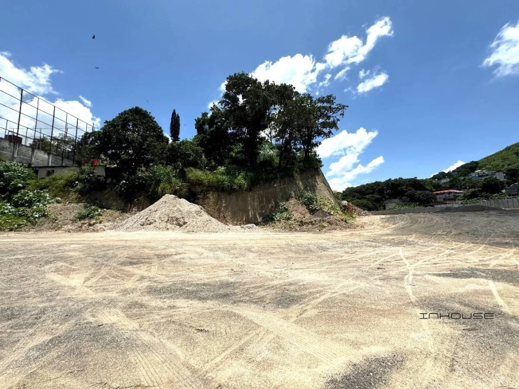 TERRENO EN RENTA SOBRE CARRETERA AL ATLANTICO KM. 12.5 - 7