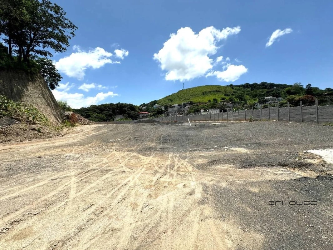 TERRENO EN RENTA SOBRE CARRETERA AL ATLANTICO KM. 12.5 - 5