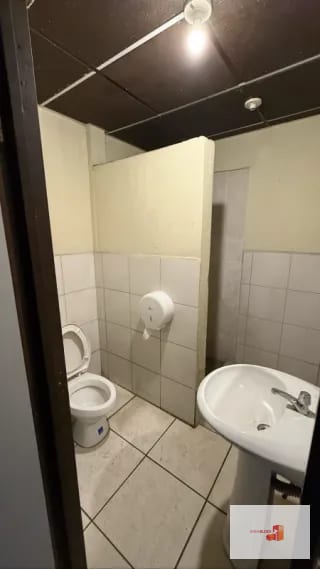 2,500+ Bodega en Punto Comercial Blv El Naranjo — Bodega / Ofibodega en Alquiler en Zona 4 Mixco, Guatemala, Ciudad — miniatura 7 de 12