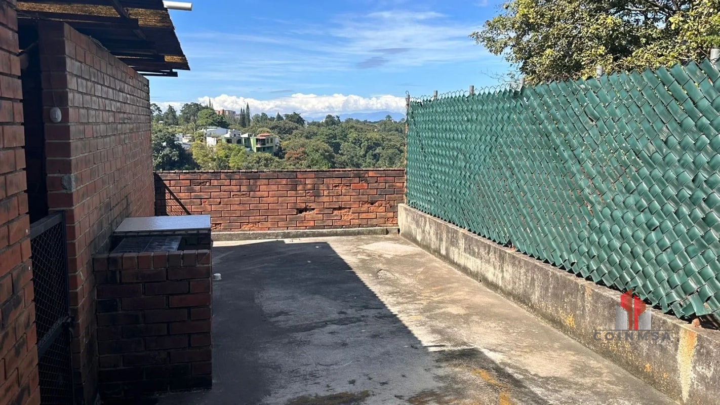 Apartamento tipo loft semi- amueblado en renta en zona 15 - 3