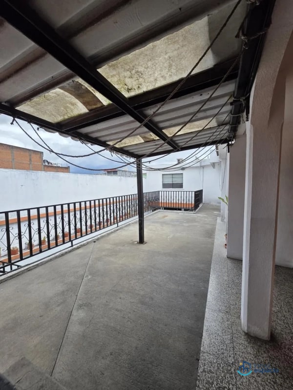 🏢 CASA COMERCIAL EN RENTA – ZONA 11 (COLONIA ROOSEVELT) - 7
