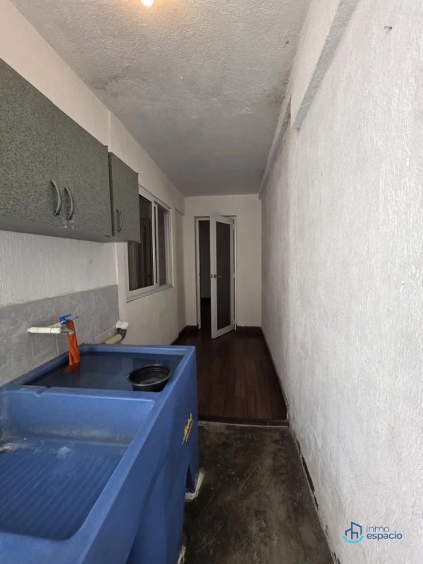 🏢 CASA COMERCIAL EN RENTA – ZONA 11 (COLONIA ROOSEVELT) - 4