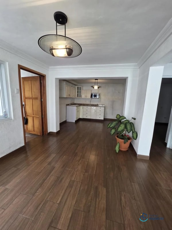 🏢 CASA COMERCIAL EN RENTA – ZONA 11 (COLONIA ROOSEVELT) - 3