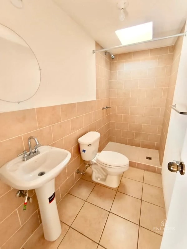 Km 25 CAES • Casa en Renta • Condominio Altos de Village - 13
