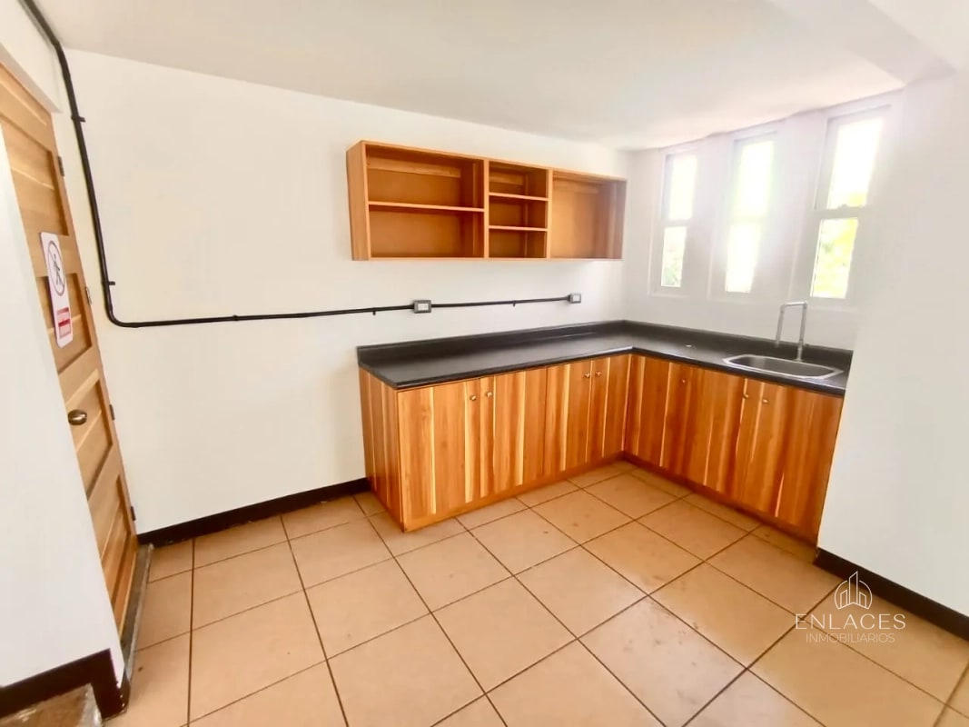 Km 25 CAES • Casa en Renta • Condominio Altos de Village - 3