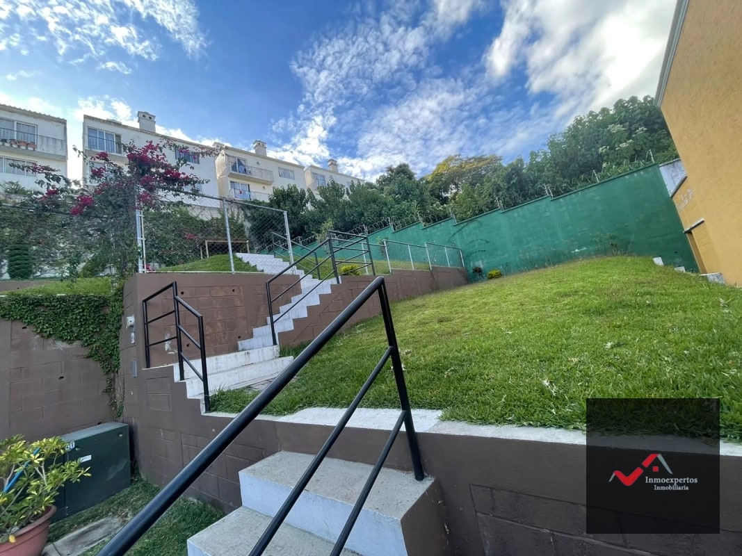 CASA EN VENTA EN CONDOMINIO SAN MARINO, ZONA 8 DE MIXCO - 9