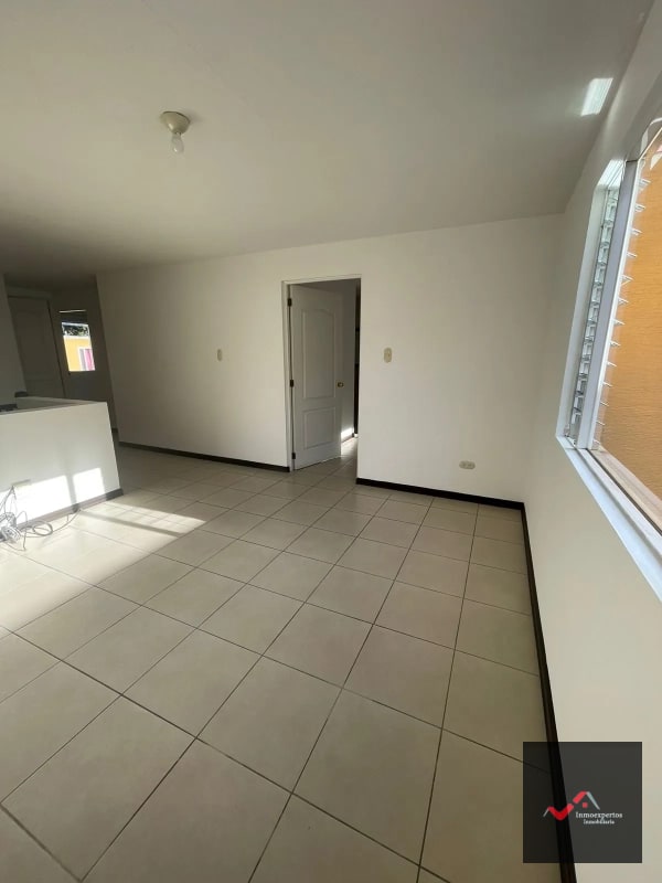 CASA EN VENTA EN CONDOMINIO SAN MARINO, ZONA 8 DE MIXCO - 6