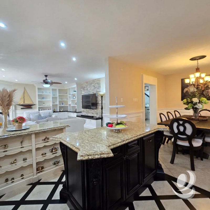 Casa en Venta San Lucas Sacatepéquez en el Casco Urbano - 7