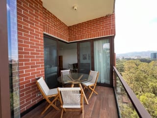 Rento amplio apartamento en Edificio Lucca, Zona 10 — Apartamento en Alquiler en Lucca, Zona 10, Guatemala, Ciudad — miniatura 11 de 13
