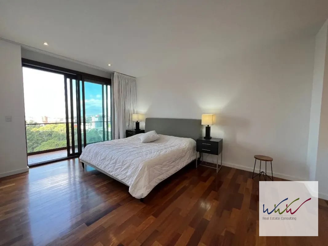 Rento amplio apartamento en Edificio Lucca, Zona 10 — Apartamento en Alquiler en Lucca, Zona 10, Guatemala, Ciudad — foto 4 de 13