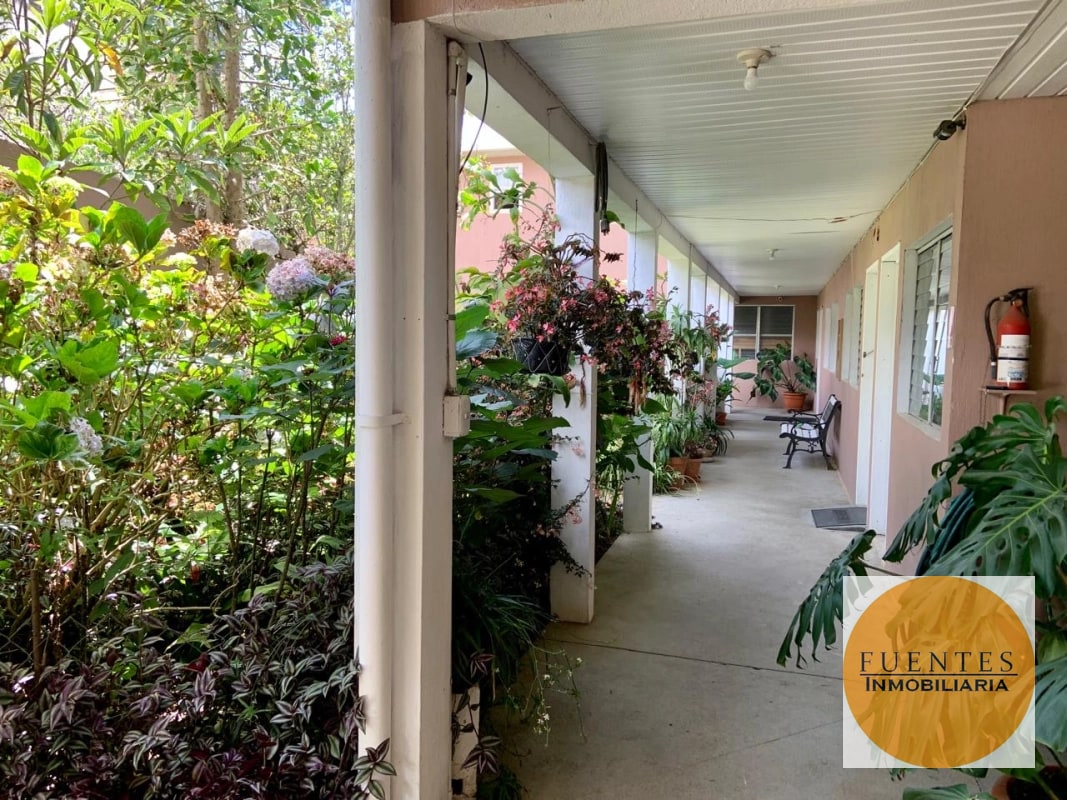 CASA EN VENTA JARDINES DE SAN LUCAS IV - 2