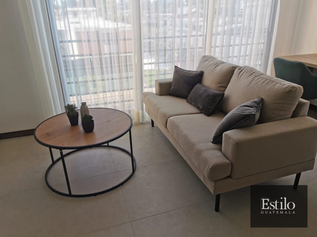 Apartamento Amueblado En Venta Zona 10 - 8