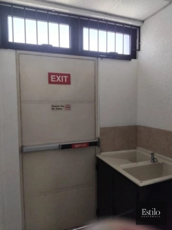 Oficina En Alquiler Zona 10 - 8