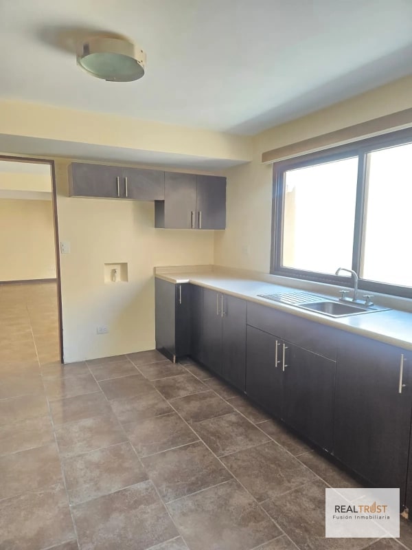 Titulo: Cumbres de la Arboleda en venta 4 habitaciones - 11